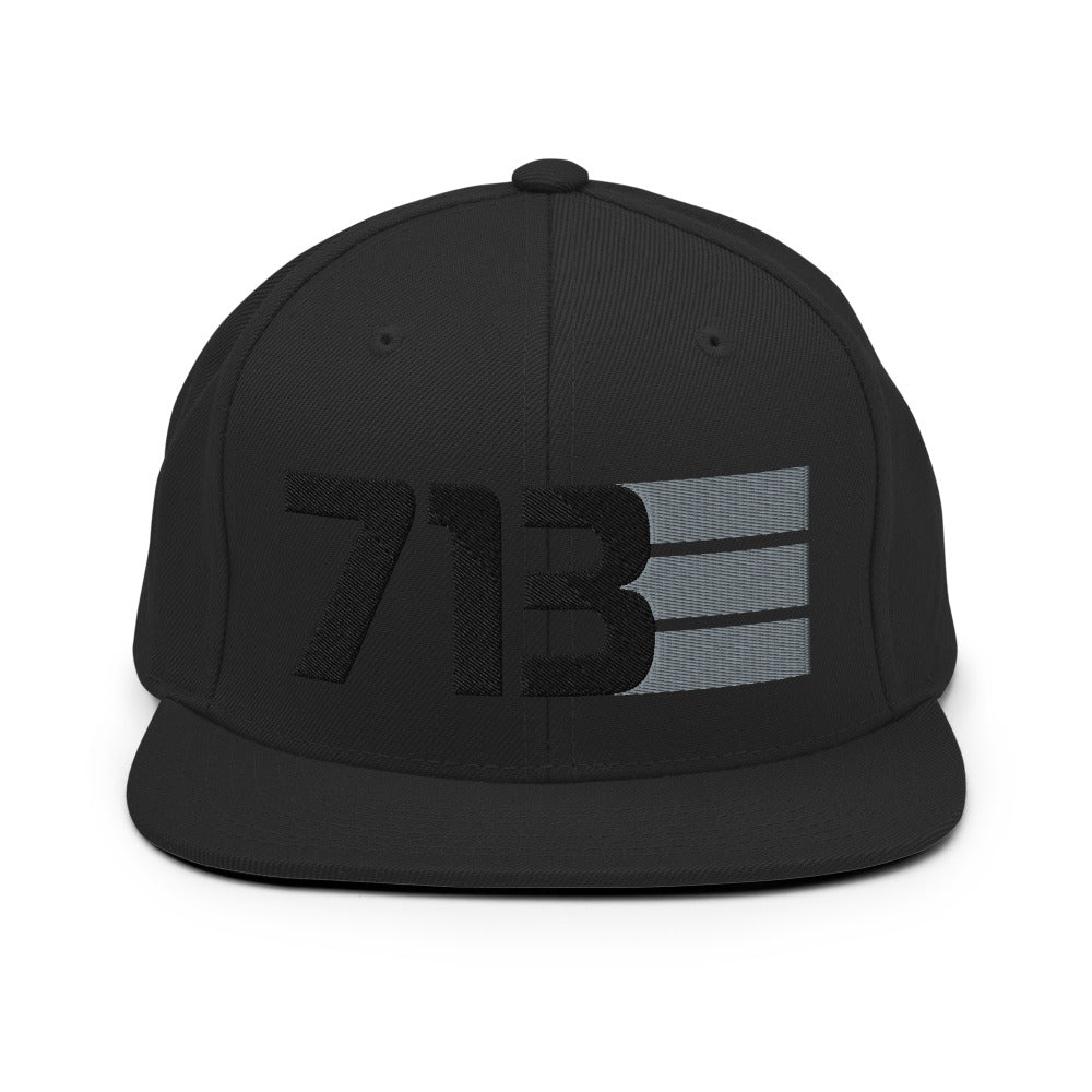 713 Black - Classic Snapback Hat